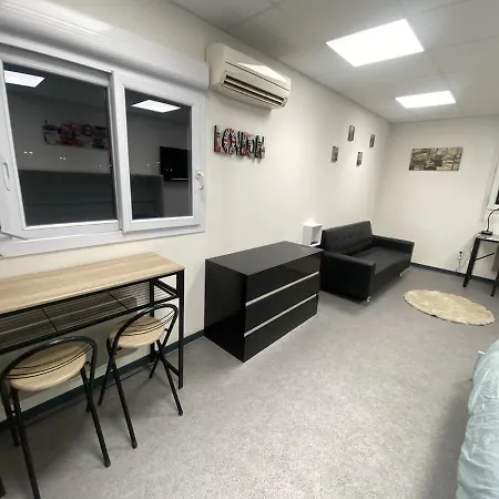 London Office Pontcharra